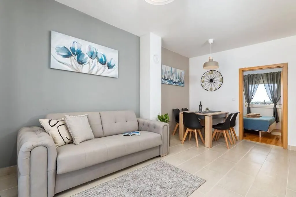 Apartment Luka Fazana Croatia